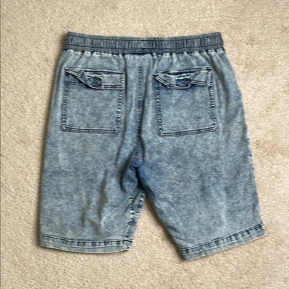 Forever 21 (21 men) Blue Jean Shorts Elastic Waistband Casual - Picture 3 of 3